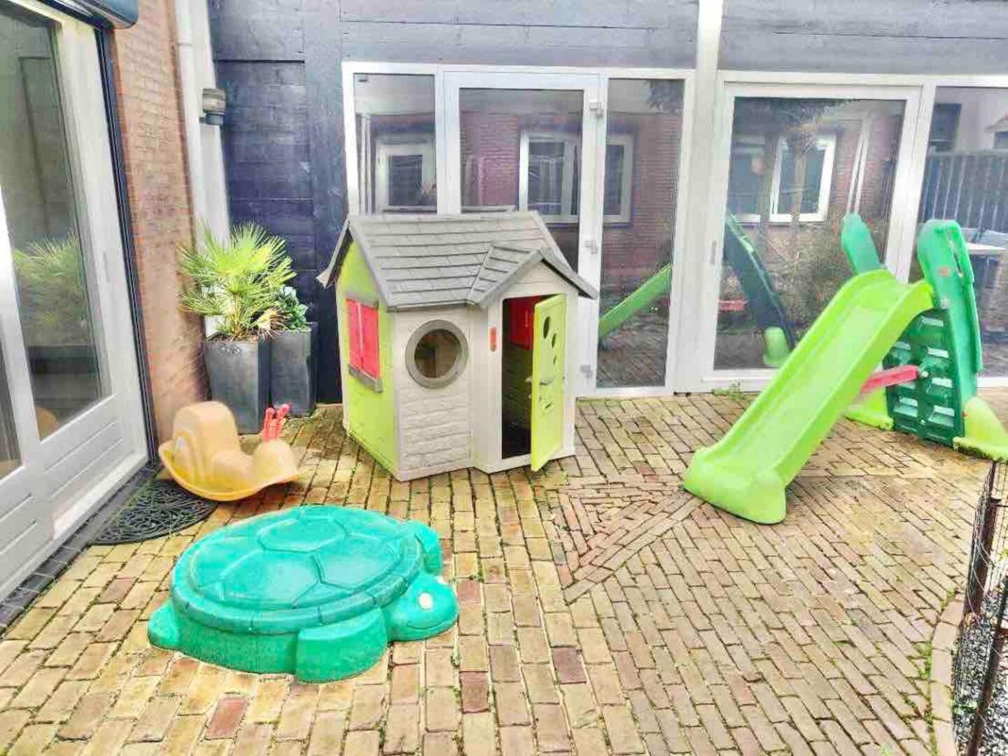 Xxl House With Free Parking & 3 Bedrooms Tilburg Exteriör bild