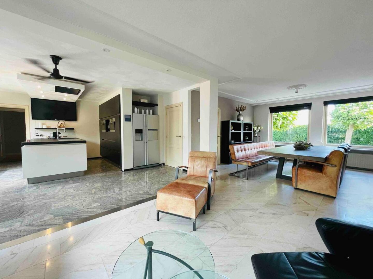 Xxl House With Free Parking & 3 Bedrooms Tilburg Exteriör bild