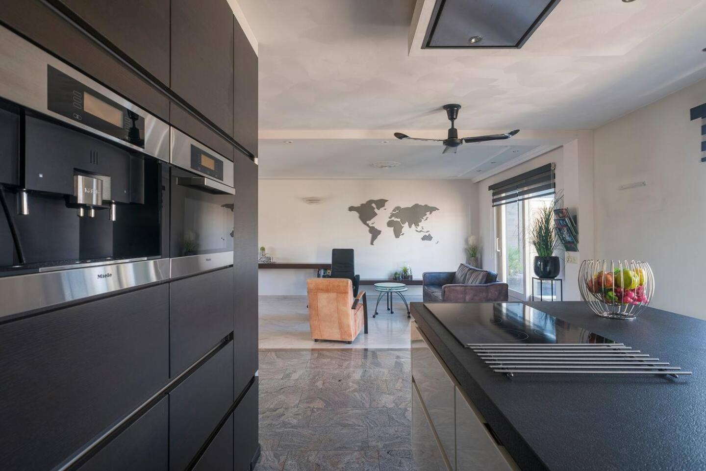 Xxl House With Free Parking & 3 Bedrooms Tilburg Exteriör bild