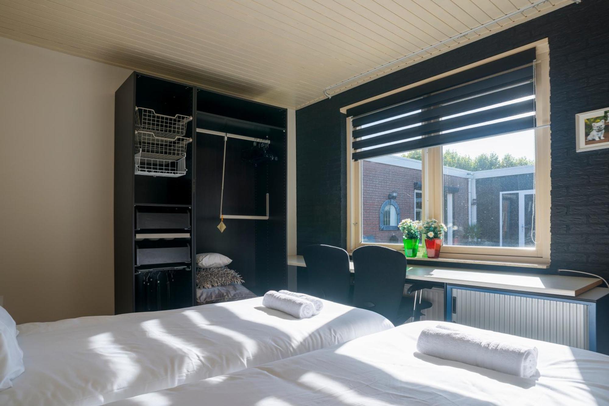 Xxl House With Free Parking & 3 Bedrooms Tilburg Exteriör bild